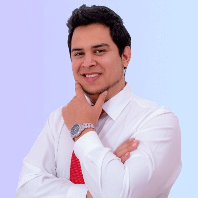  Foto de Mario Torres, de Infohana LLC, dando su testimonio sobre Defentux.